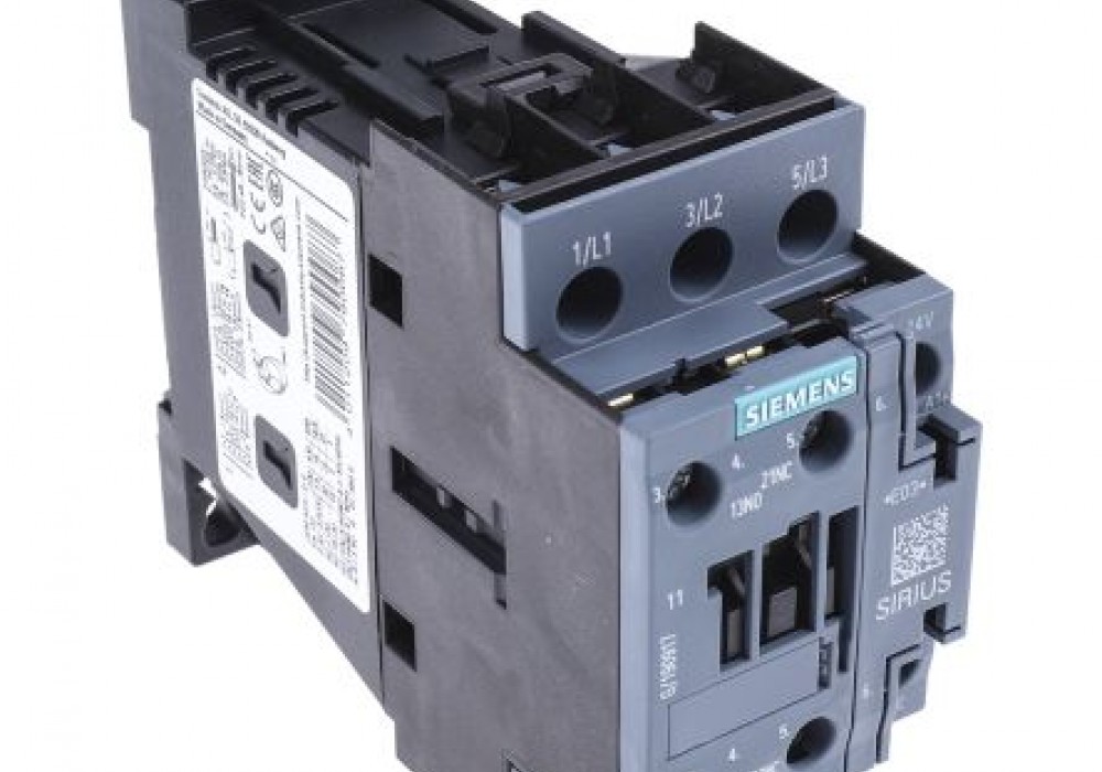 Kontaktors AC-3 32 A, 15 kW / 400 V 1 NO + 1 NC, 24 V DC 3-pole, size S0 screw terminals